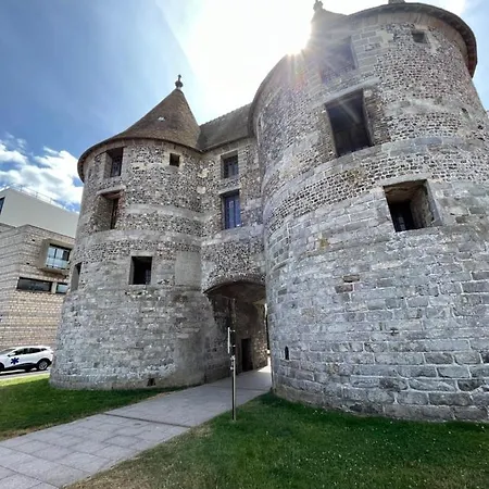 Le Du Petit Buccin à 2 Mn De La Mer.